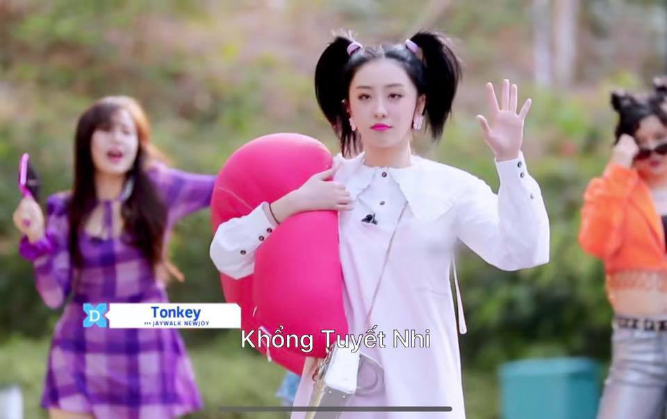 Triệu Tiểu Đường - Soái tỉ mặt ngầu nhưng thở câu nào là mặn hơn muối tại Thanh xuân có bạn - Ảnh 7. Triệu Tiểu Đường - Soái tỉ mặt ngầu nhưng thở câu nào là mặn hơn muối tại Thanh xuân có bạn - Ảnh 7.