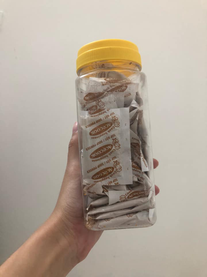 Trước khi lọ muối chấm Hảo Hảo đ&igrave;nh đ&aacute;m được ra mắt, d&acirc;n mạng từng chắt chiu cả &ldquo;gia t&agrave;i&rdquo; h&agrave;ng trăm g&oacute;i muối tại nh&agrave; để&hellip; ăn dần - Ảnh 6.