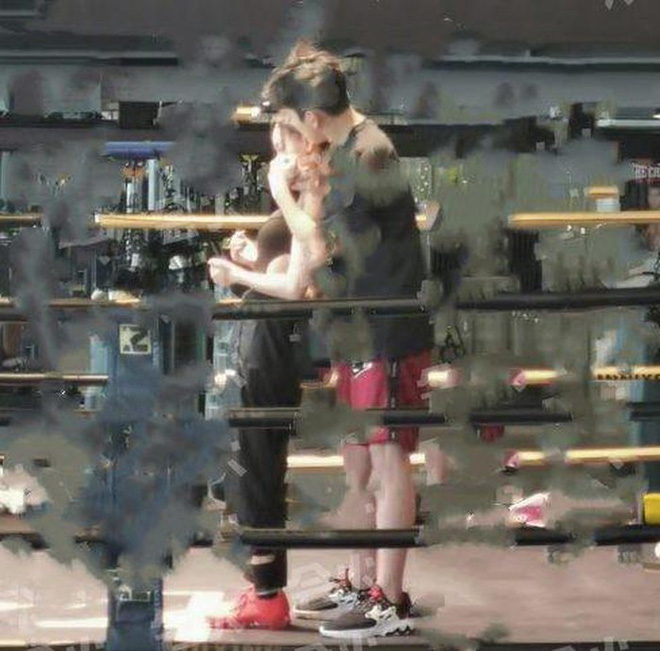 Th&aacute;i tử phi Trương Thi&ecirc;n &Aacute;i: Tưởng ngoan hiền nay bị vạch trần qu&aacute; khứ đen dao k&eacute;o, khai gian tuổi, ch&egrave;n &eacute;p Triệu Lệ Dĩnh - Ảnh 27.