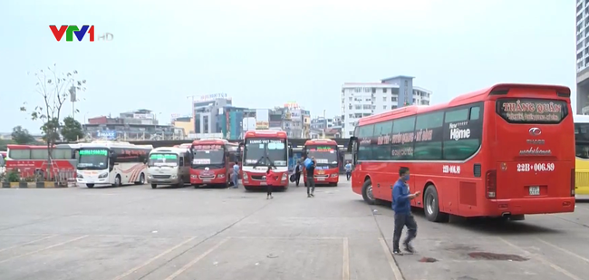 Kh&ocirc;ng được vận chuyển kh&aacute;ch đi qua c&aacute;c tỉnh thuộc nh&oacute;m 1 v&agrave; 2 - Ảnh 1.