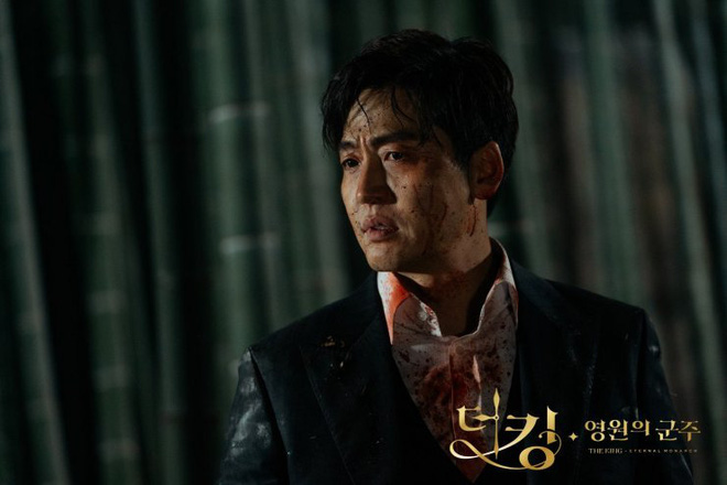 Tưởng đâu hoàn hảo tuyệt đối, ai ngờ Quân Vương Bất Diệt của Lee Min Ho lại lộ sạn to đùng ngay tập 1 - Ảnh 1.
