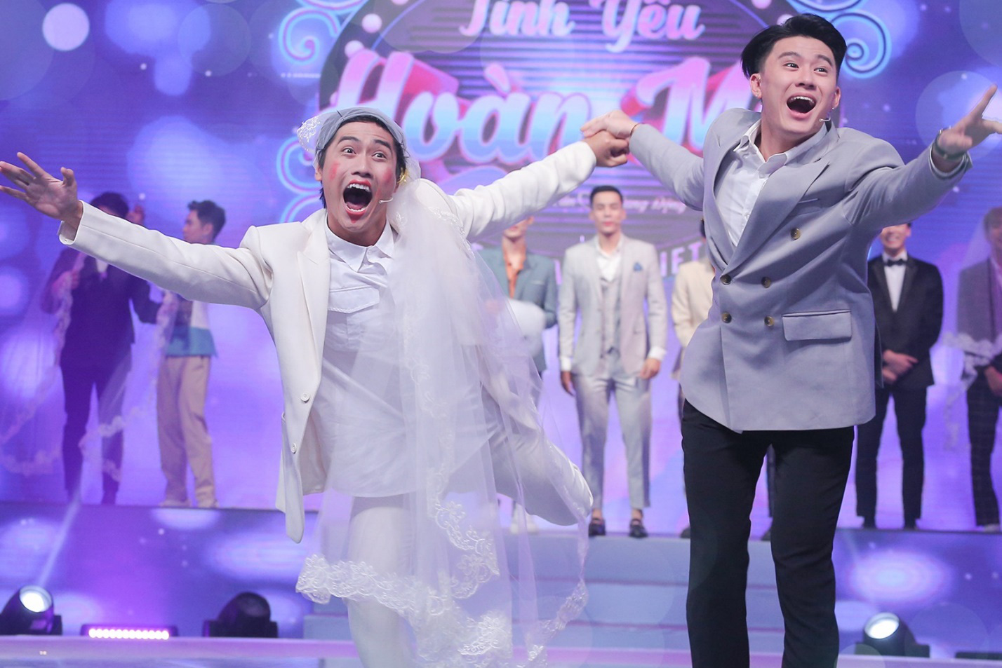 Ho&agrave;ng Trung - so&aacute;i ca ấm &aacute;p của T&igrave;nh Y&ecirc;u Ho&agrave;n Mỹ trở th&agrave;nh h&igrave;nh mẫu được nhiều c&ocirc; g&aacute;i săn đ&oacute;n - Ảnh 5.