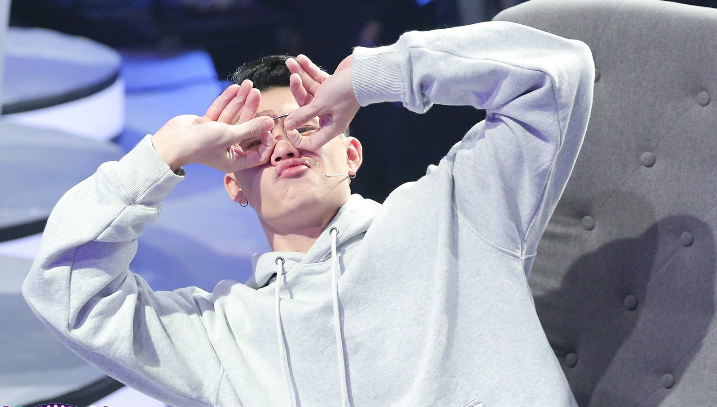 Ho&agrave;ng Trung - so&aacute;i ca ấm &aacute;p của T&igrave;nh Y&ecirc;u Ho&agrave;n Mỹ trở th&agrave;nh h&igrave;nh mẫu được nhiều c&ocirc; g&aacute;i săn đ&oacute;n - Ảnh 8.