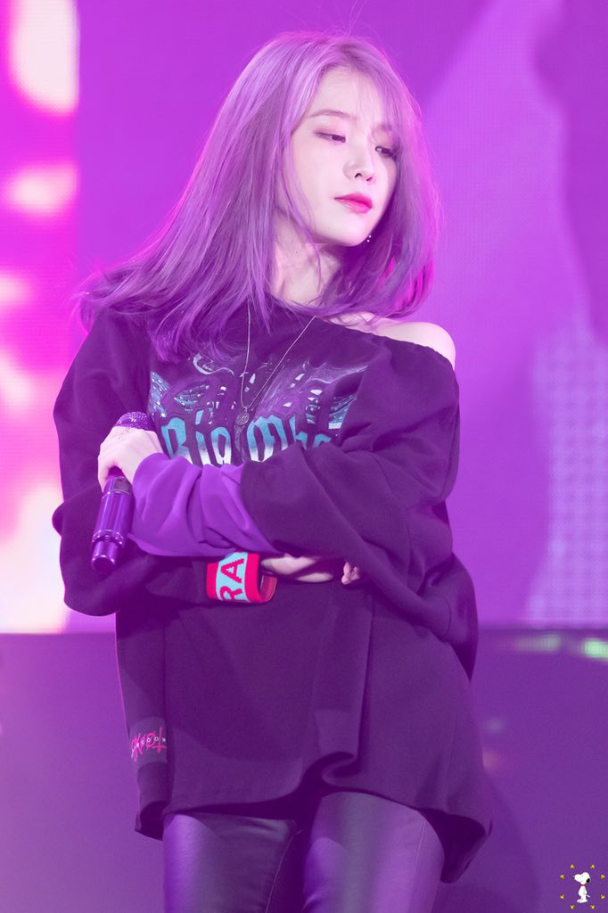 10 idol bị gh&eacute;t nhất Kpop: Jennie v&agrave; IU bị chỉ tr&iacute;ch v&igrave; ồn &agrave;o li&ecirc;n ho&agrave;n, oan ức nhất l&agrave; d&agrave;n em &uacute;t BTS v&agrave; Red Velvet - Ảnh 29.