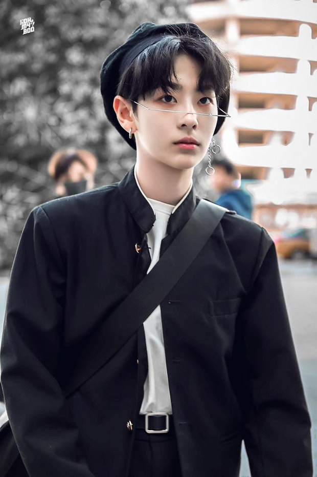 Diện v&aacute;y, đeo khẩu trang cũng kh&ocirc;ng l&agrave;m mất đi kh&iacute; chất của c&ocirc; n&agrave;ng đẹp trai nhất S&aacute;ng tạo doanh 2020! - Ảnh 5.