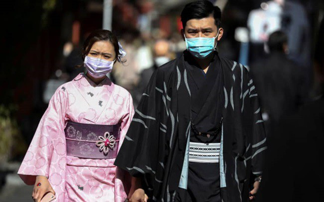 Số người nhiễm SARS-CoV-2 tại thủ đô Tokyo (Nhật Bản) tăng đột biến - Ảnh 1.