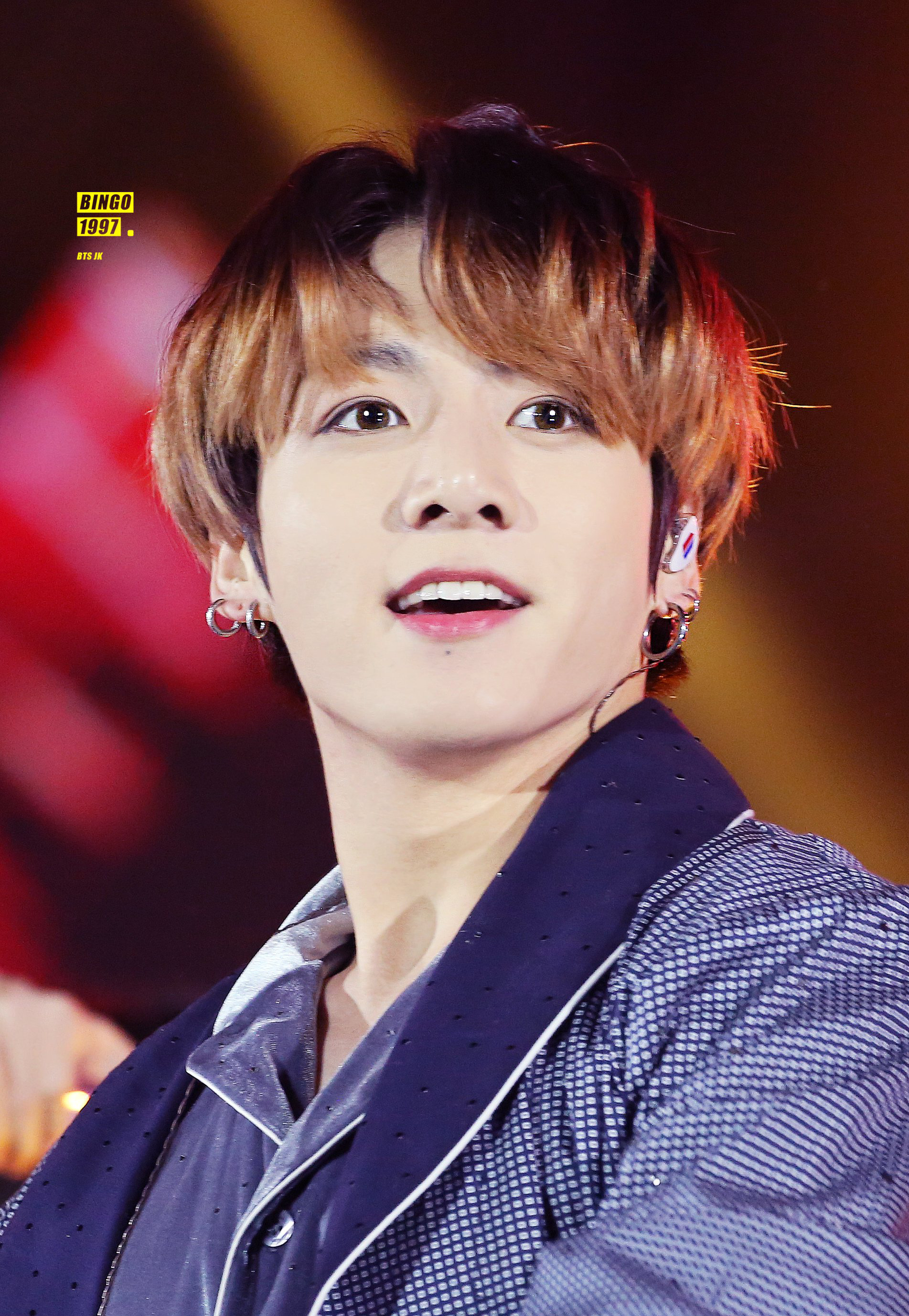 Phục chế ảnh hồi bé của em út vàng Jungkook (BTS), chị em thi nhau bấn loạn: Đúng là người đàn ông đẹp nhất thế giới! - Ảnh 11. Phục chế ảnh hồi bé của em út vàng Jungkook (BTS), chị em thi nhau bấn loạn: Đúng là người đàn ông đẹp nhất thế giới! - Ảnh 11.