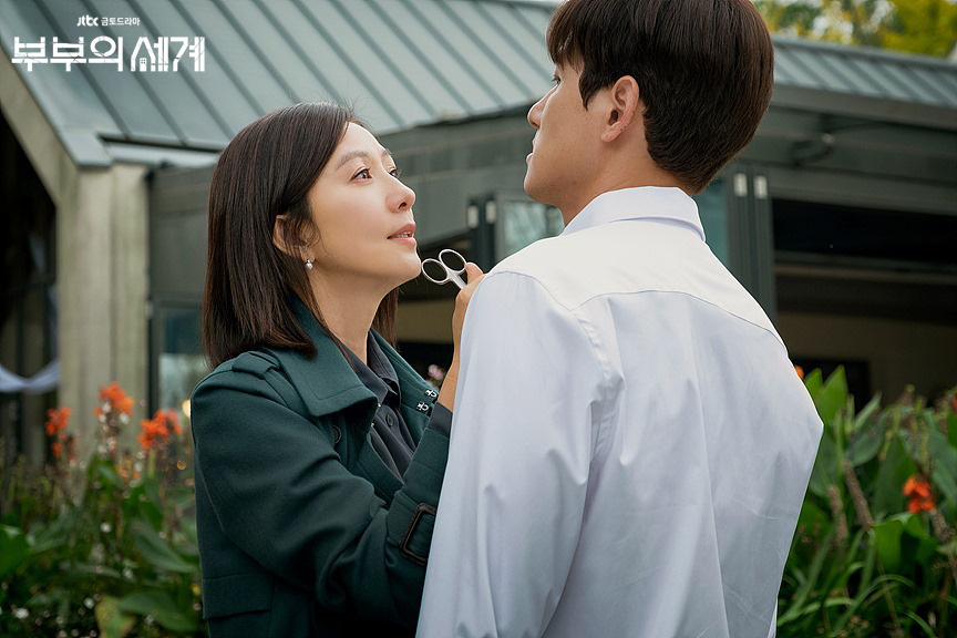 Universal introductory knowledge of Marriage World to anyone who has just sniffed on the most popular 19+ affair drama in Korea - Photo 5. Universal introductory knowledge of Marriage World to anyone who has just sniffed on the most popular 19+ affair drama in Korea - Photo 5.