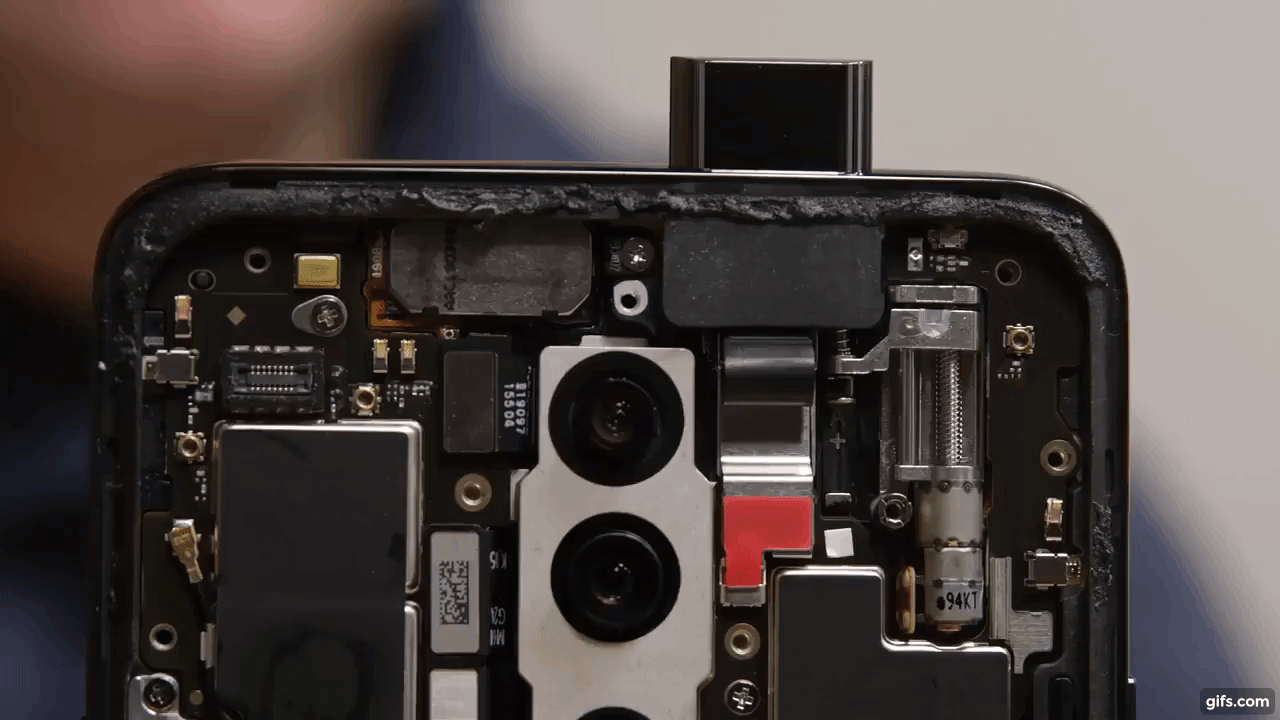 Camera th&ograve; thụt: Một ph&uacute;t huy ho&agrave;ng rồi vụt tắt - Ảnh 4.
