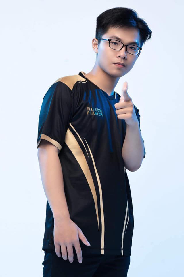 Không chỉ là giải đấu eSports số 1 Việt Nam, Đấu trường Danh vọng còn là nơi quy tụ cả rừng game thủ soái ca - Ảnh 5.