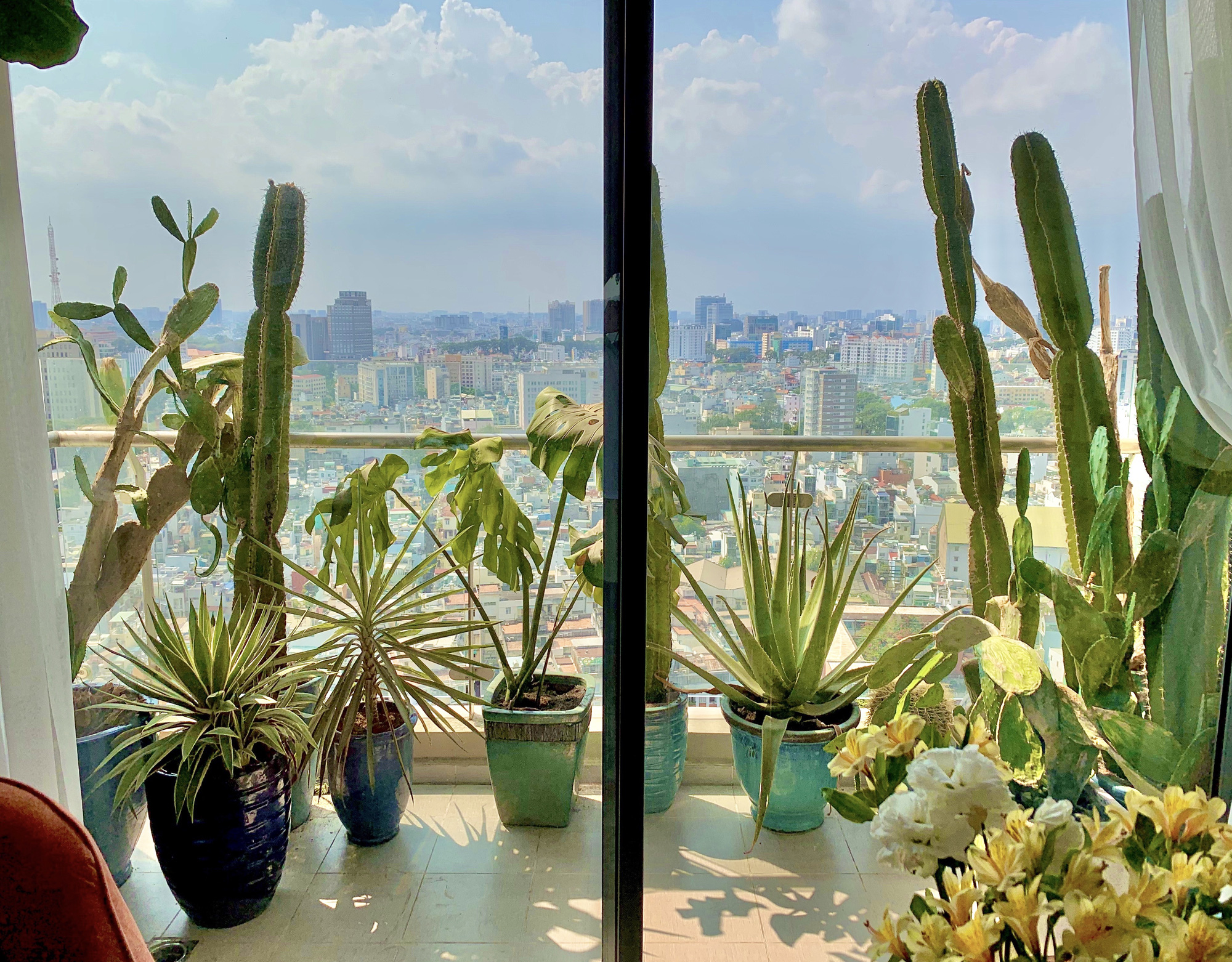 Nhà thuê nhưng Khánh Linh vẫn chi tới 400 triệu tiền decor, tủ mua tít bên Pháp mất 3 tháng mới ship về đến nơi - Ảnh 2. Nhà thuê nhưng Khánh Linh vẫn chi tới 400 triệu tiền decor, tủ mua tít bên Pháp mất 3 tháng mới ship về đến nơi - Ảnh 2.