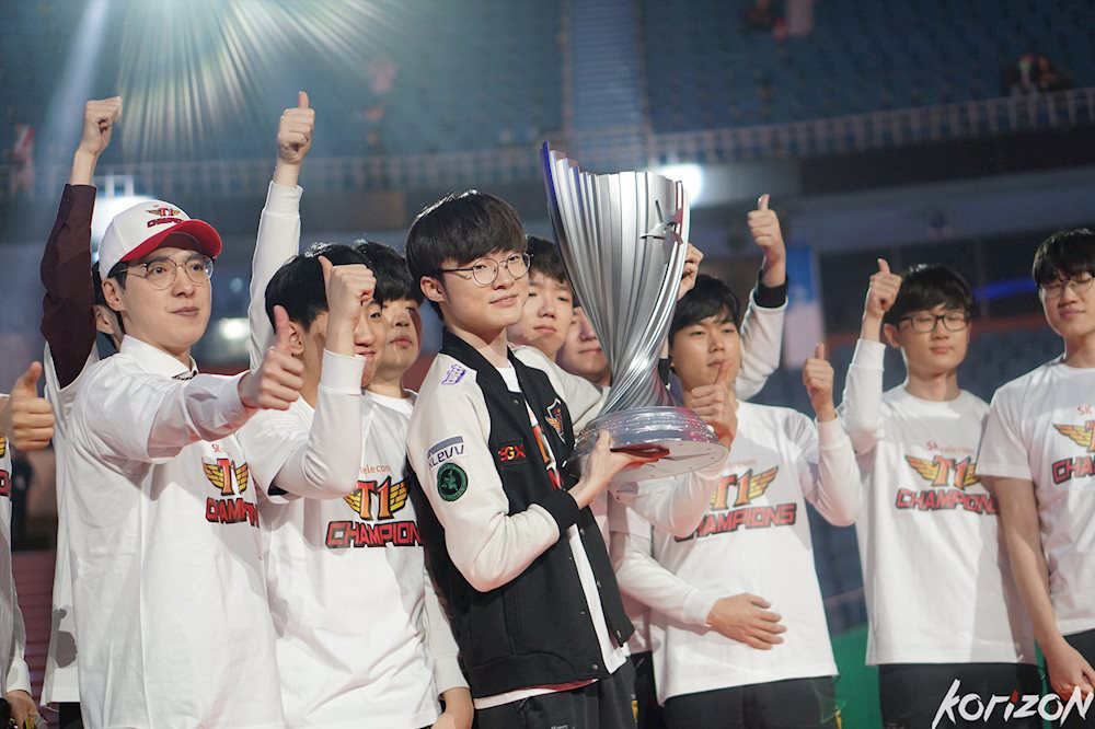 7 năm, 9 c&uacute;p v&ocirc; địch, quỷ vương Faker l&agrave; biểu tượng, l&agrave; game thủ vĩ đại nhất của Li&ecirc;n Minh Huyền Thoại - Ảnh 8.