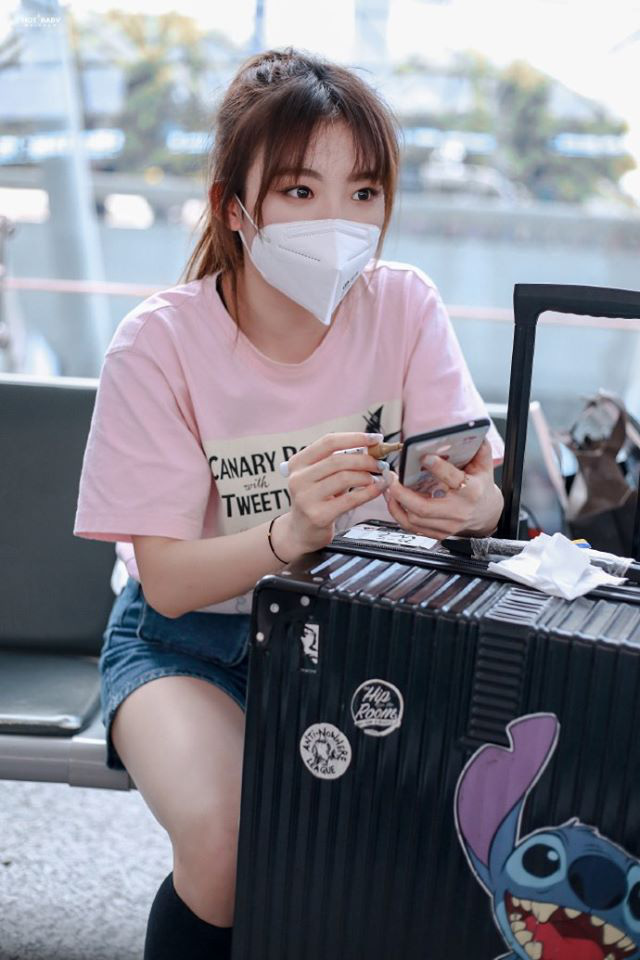 Cười ra nước mắt với mỹ nhân Thanh xuân có bạn bị loại về quê nhưng ngủ quên nên trễ giờ bay! - Ảnh 7.