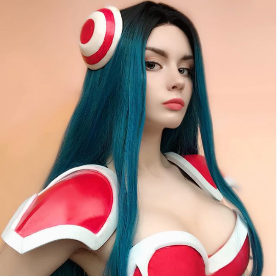 Cosplayer người Nga hóa thân thành Cảnh sát trưởng Piltover Caitlyn siêu nóng bỏng! - Ảnh 10.