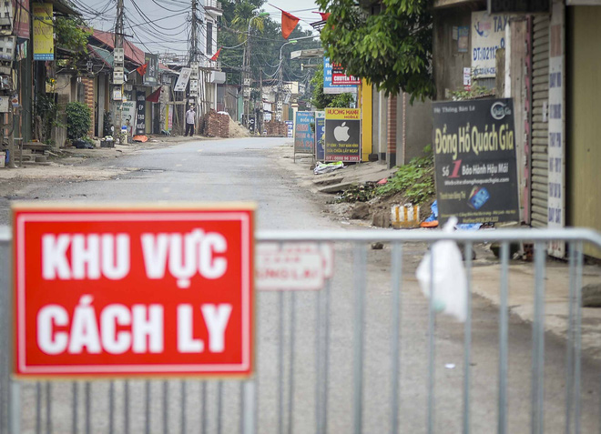 Cuộc sống người d&acirc;n Hạ L&ocirc;i nơi c&oacute; bệnh nh&acirc;n 243 mắc COVID-19 trong ng&agrave;y đầu c&aacute;ch ly - Ảnh 2.