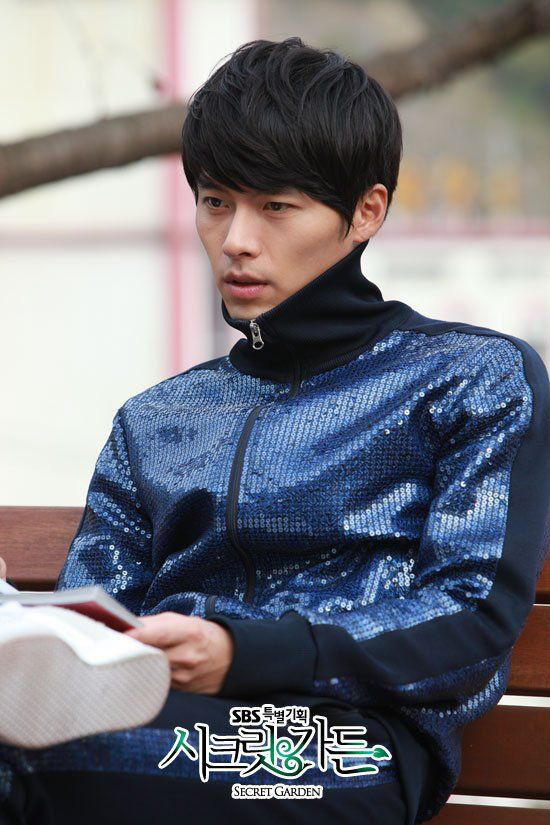 Nhớ đại úy Jung Hyuk, ngắm ngay loạt ảnh hậu trường đẹp như mơ của Hyun Bin từ thuở còn phèn cho thỏa mãn - Ảnh 9.