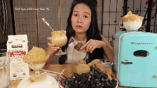 Hơn 1 triệu views cùng 21k shares cho đoạn clip đánh cafe Dalgona của chị Vinh YouTuber, loạt review “mặn mà” mới là điều gây chú ý - Ảnh 13.