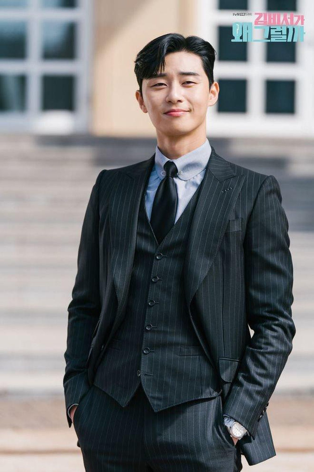 Ủng chủ Danbam Park Seo Joon đúng là nam thần sân bay: Lúc như CEO đã giàu còn soái, khi đi dép xỏ ngón cũng ngầu như catwalk - Ảnh 1.