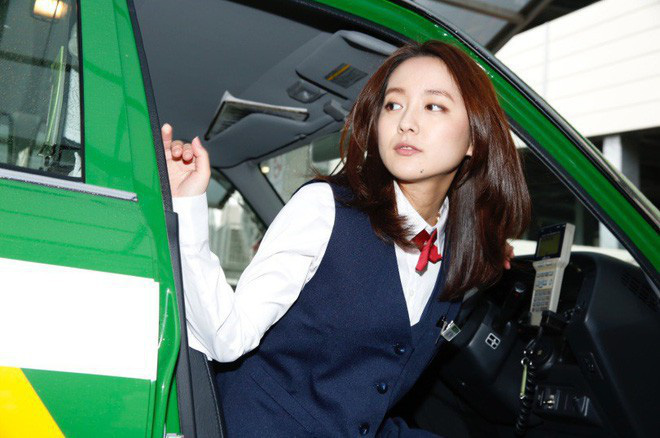 Cuộc sống viên mãn của nữ tài xế quyến rũ nhất Nhật Bản sau nhiều năm từ bỏ thế giới thị phi để theo đuổi nghề lái taxi - Ảnh 4.