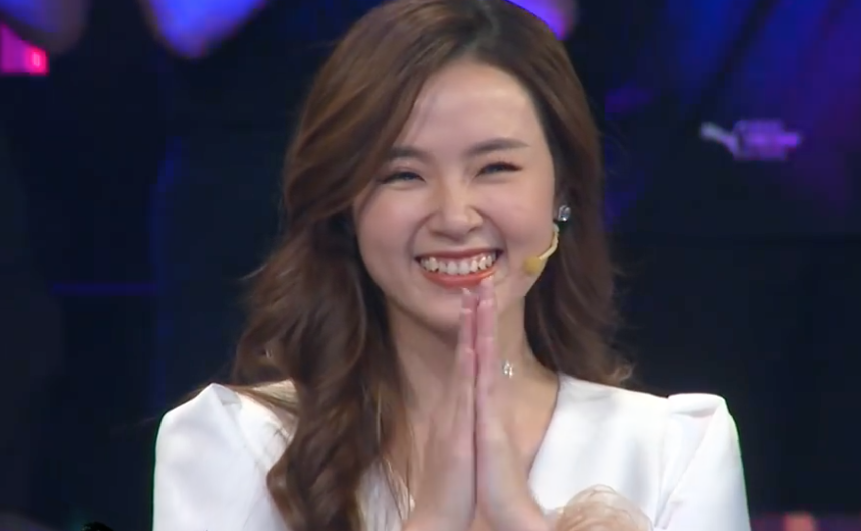 Người ấy là ai tập 2:
Trịnh Thăng Bình - Midu thả thính nhau công khai, Hương Giang nhận xét như cô rê chú rẩu - Ảnh 4. Người ấy là ai tập 2: Trịnh Thăng Bình -
Midu thả thính nhau công khai, Hương Giang nhận xét như cô rê chú rẩu - Ảnh 4.