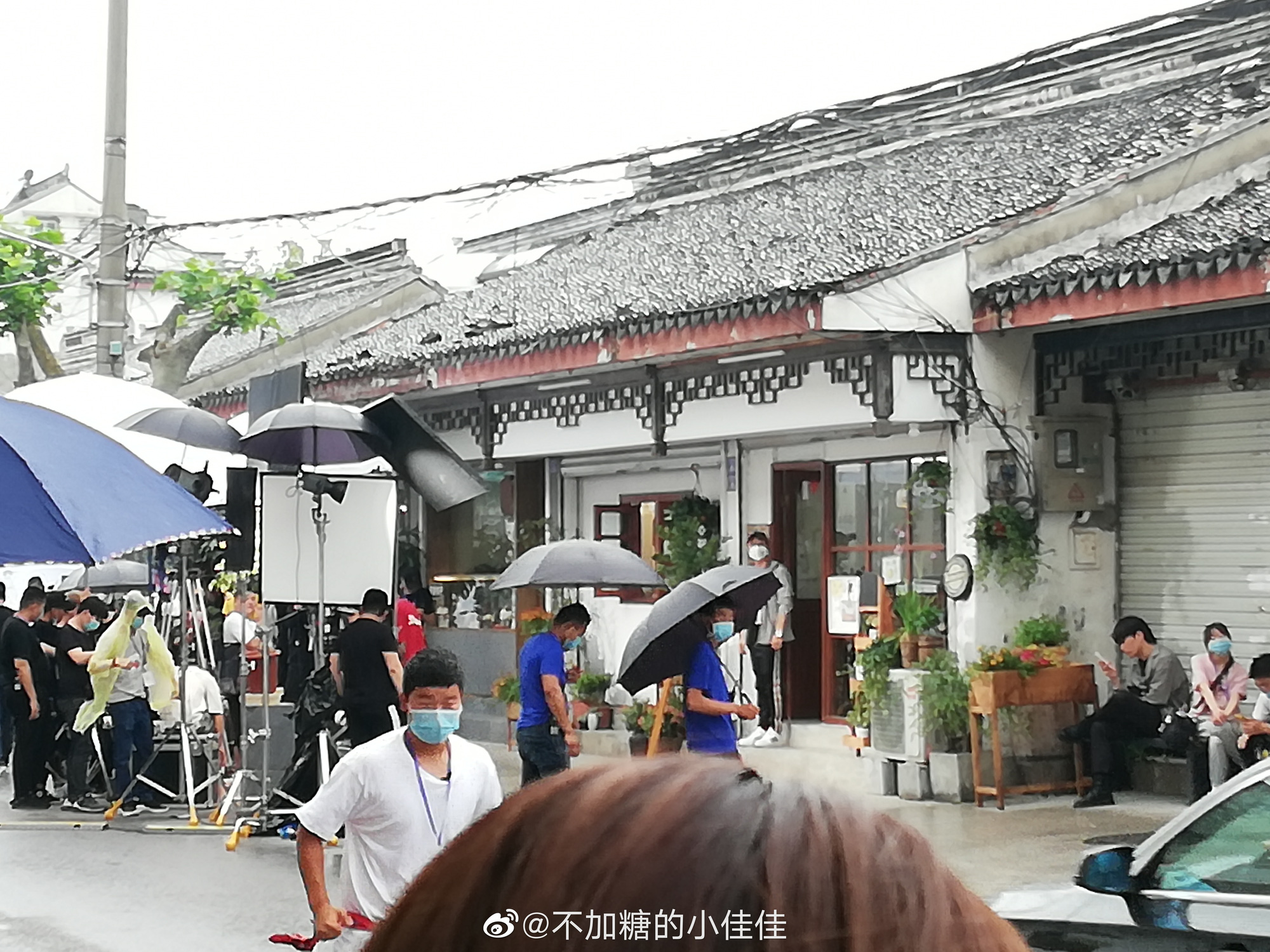 C&aacute; Mực Hầm Mật 2 vừa khoe ảnh khai m&aacute;y, netizen đ&atilde; vội ch&ecirc; nữ ch&iacute;nh qu&aacute; trẻ để Hồ Nhất Thi&ecirc;n l&aacute;i m&aacute;y bay - Ảnh 9.