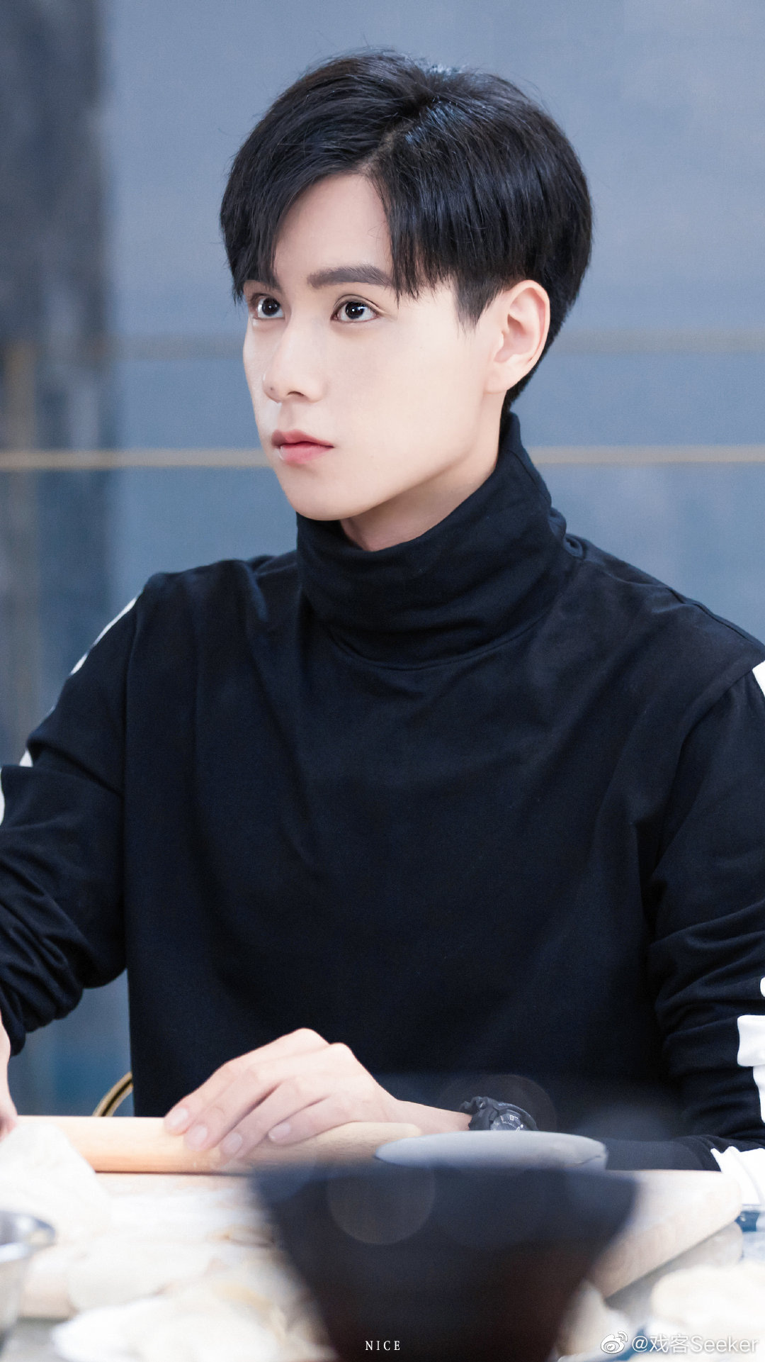 C&aacute; Mực Hầm Mật 2 vừa khoe ảnh khai m&aacute;y, netizen đ&atilde; vội ch&ecirc; nữ ch&iacute;nh qu&aacute; trẻ để Hồ Nhất Thi&ecirc;n l&aacute;i m&aacute;y bay - Ảnh 13.