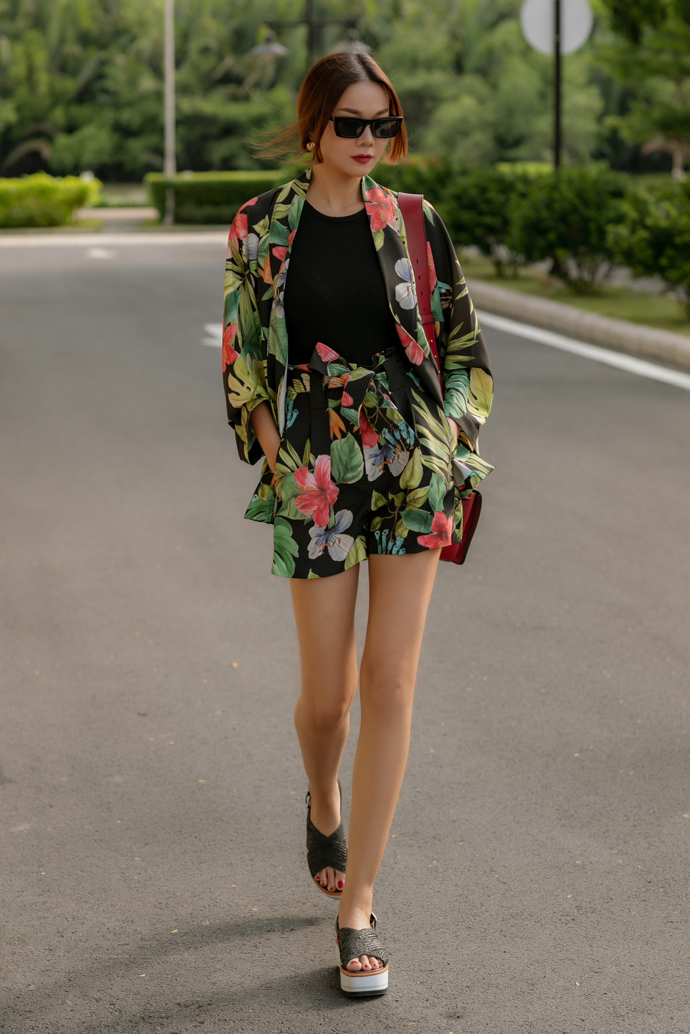 Loạt số đo kỷ lục của d&agrave;n mỹ nh&acirc;n Vbiz: To&agrave;n body đ&aacute;ng nể, Ngọc Trinh bị đ&agrave;n em vượt mặt - Ảnh 25.