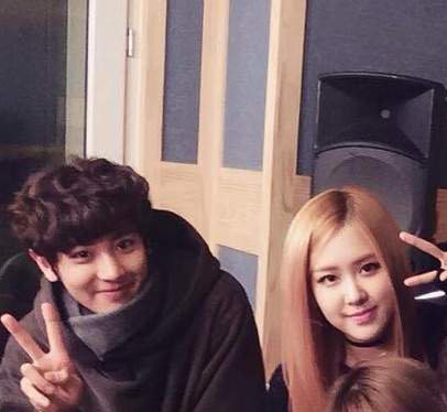 Chanyeol (EXO) ngắm Rosé không chớp mắt, còn quẩy vũ đạo BLACKPINK cực hăng đến nỗi bị Suho chọc quê, bảo sao fan ship rần rần - Ảnh 8.