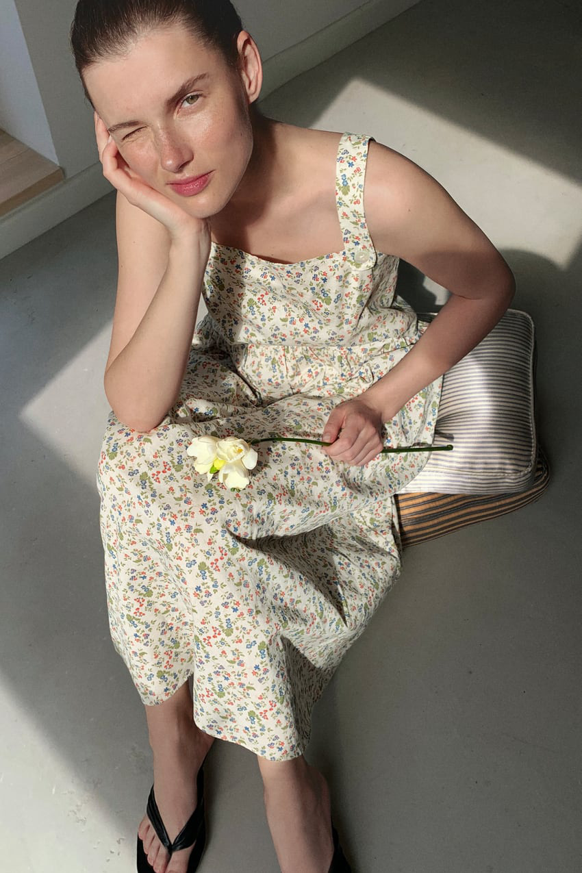 Hà Tăng diện váy hoa bình dân xinh lịm tim, chị em đu theo cực đơn giản nhờ loạt thiết kế từ Zara, Mango, ASOS này - Ảnh 8.