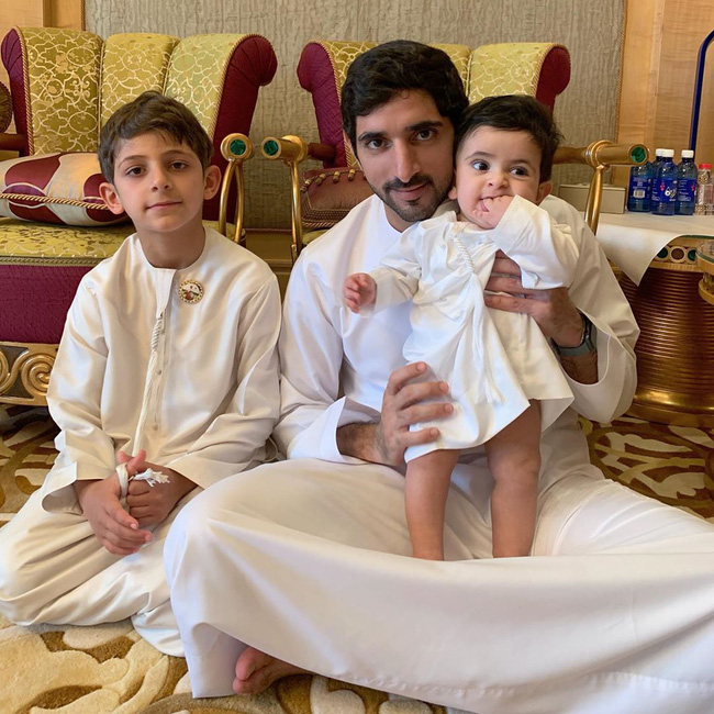 Thái tử đẹp nhất Dubai dính nghi án đã có con khi chia sẻ tấm hình bế một bé trai kháu khỉnh gây sốt cộng đồng mạng - Ảnh 3.