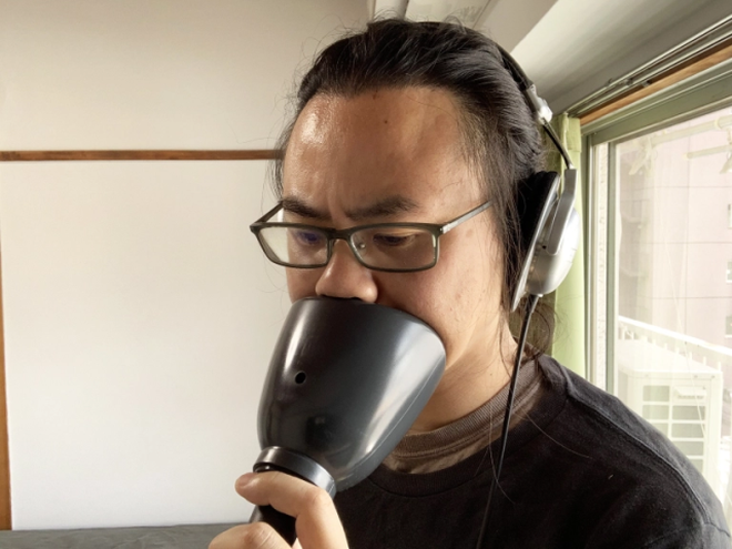Chu đáo như người Nhật Bản: Sáng chế bộ công cụ hát karaoke một mình khó đỡ để tránh làm phiền hàng xóm - Ảnh 7.