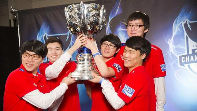 Faker vượt mặt Sumail của DOTA2 để trở thành thần đồng vĩ đại nhất làng TTĐT theo Thescores Esports - Ảnh 3.