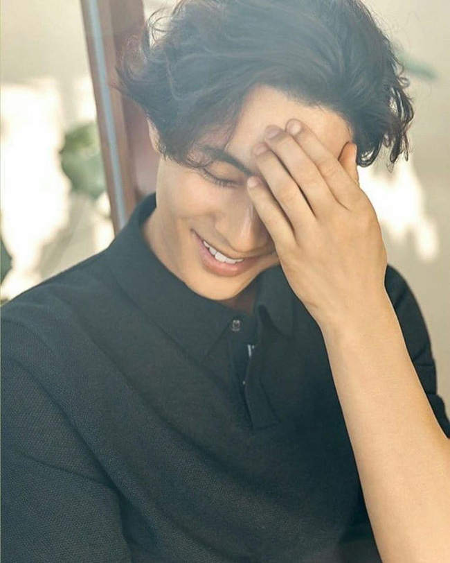 Đẳng cấp của Th&aacute;nh sống Won Bin: Lười tới nỗi 10 năm kh&ocirc;ng đ&oacute;ng phim nhưng chỉ chụp ảnh quảng c&aacute;o th&ocirc;i cũng đủ g&acirc;y b&atilde;o - Ảnh 6.