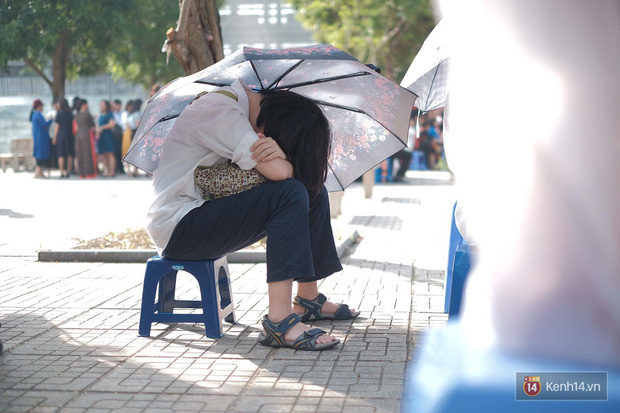 Tranh cãi gay gắt việc bỏ tổ Sao đỏ ở trường: Có nên trao quyền lực quá sớm cho học sinh? - Ảnh 1.