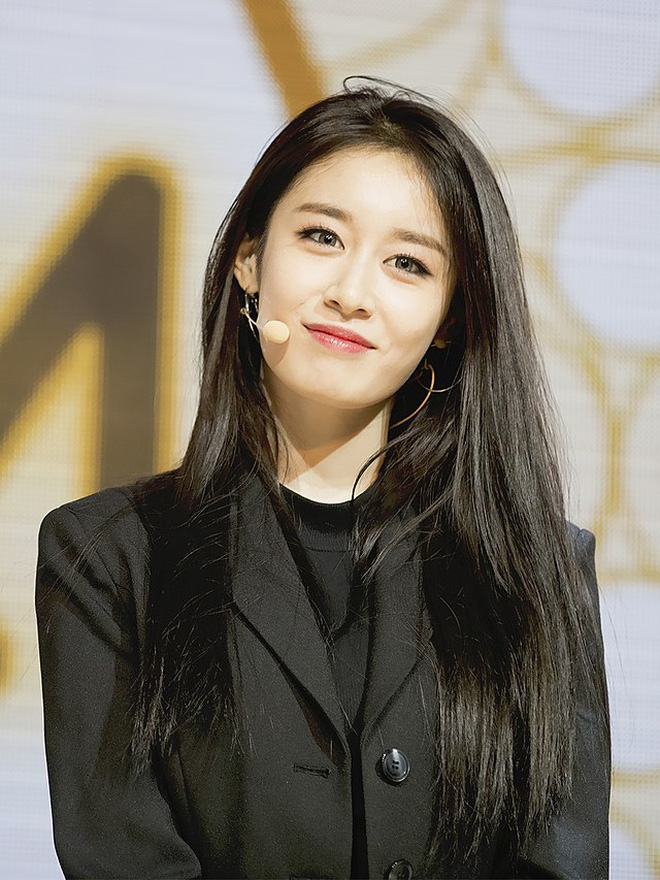 Jiyeon (T-ara) sau khi bị Lee Dong Gun bội bạc: Lột xác táo bạo, bị đồn hẹn hò Jung Joon Young và đáng mừng nhất là mới đây - Ảnh 10.