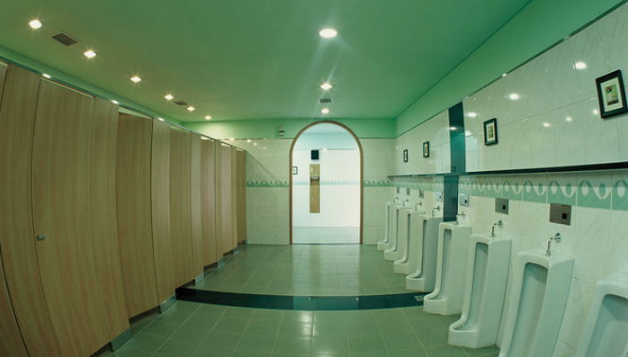 Nhà vệ sinh trường học an toàn trong năm 2024 sẽ là một trong những yếu tố quan trọng để bảo vệ sức khỏe của học sinh. Với thiết kế thông minh, các bé sẽ không sợ bị nhiễm khuẩn hoặc trượt ngã trong toilet. Hãy xem hình ảnh để thấy được hiệu quả của thiết kế nhà vệ sinh an toàn cho học sinh.