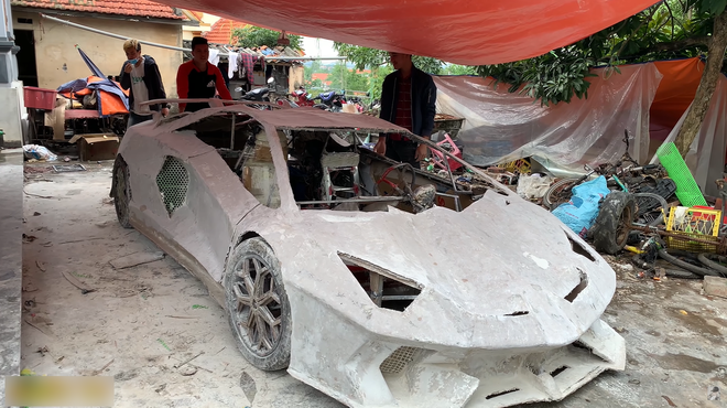 YouTuber Việt làm siêu xe Ferrari, Bugatti từ giấy chỉ với vài triệu đồng: Dân mạng quốc tế tha hồ khen nổ mũi - Ảnh 9.