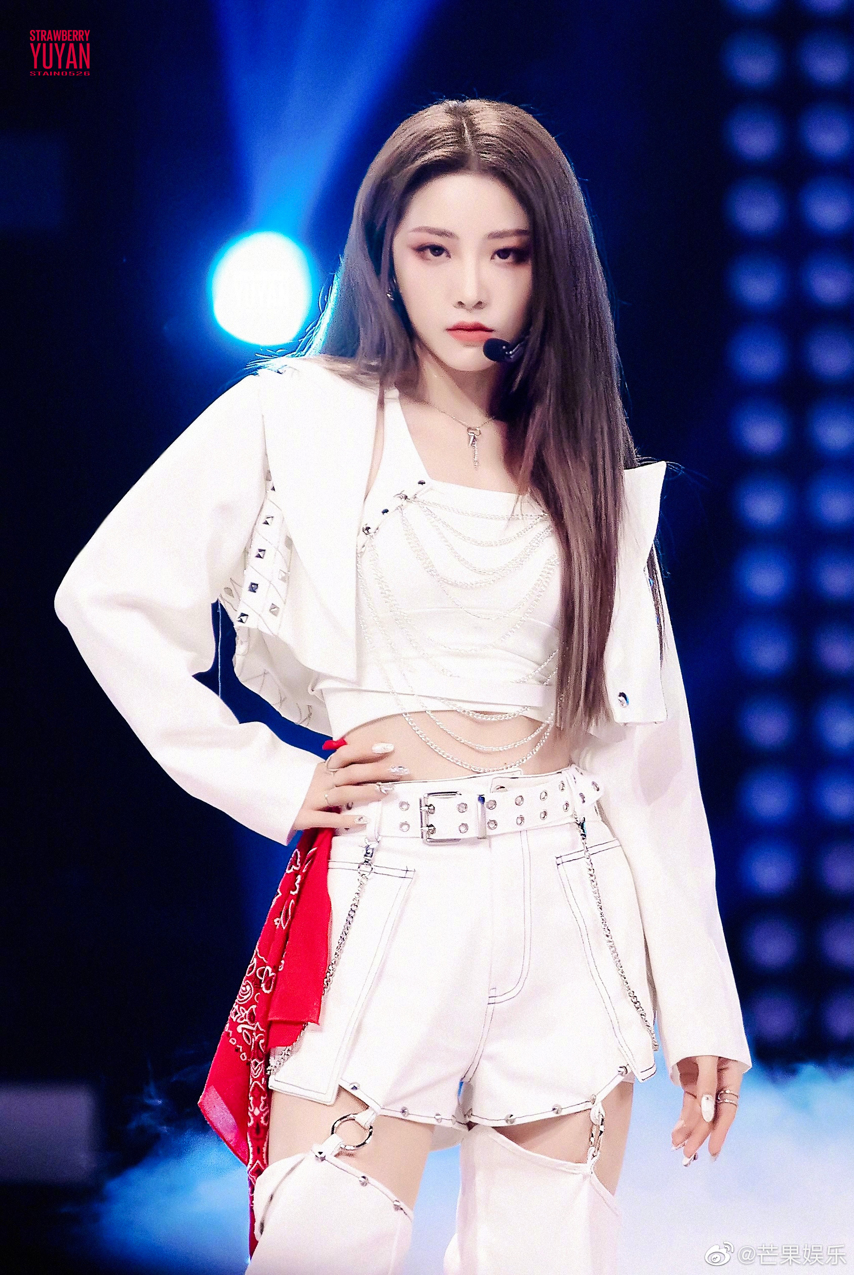 Top 9 debut ch&iacute;nh thức của Thanh Xu&acirc;n C&oacute; Bạn: Visual ng&uacute;t ng&agrave;n, drama rợp trời t&agrave;i năng đi liền với thị phi - Ảnh 29.