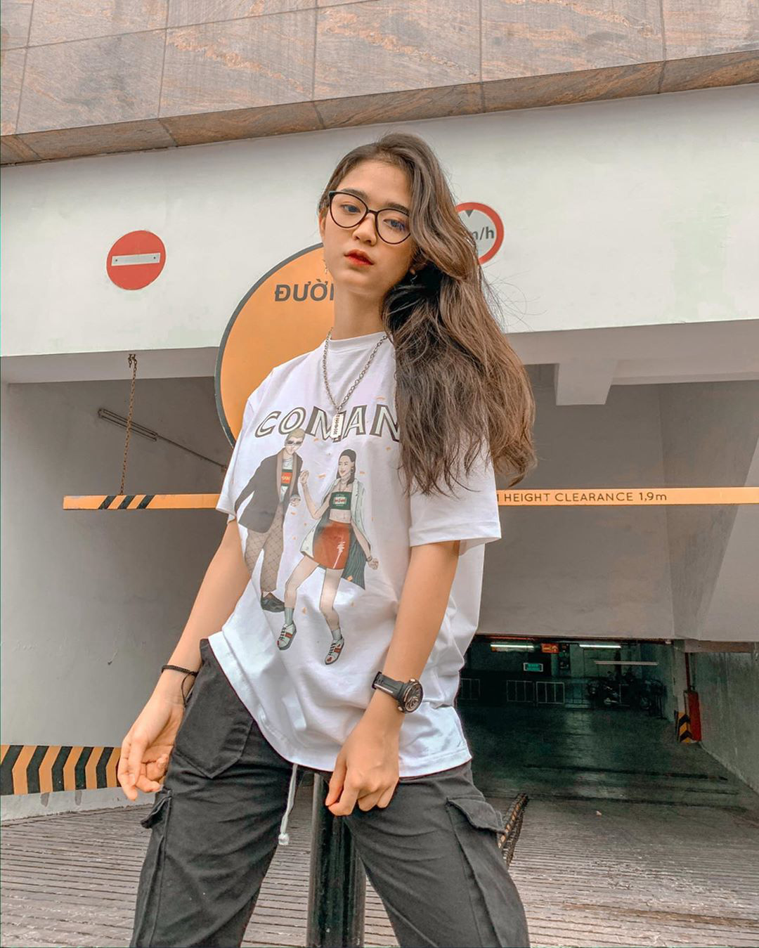 Muốn biết “info” quần áo đẹp mua ở đâu, ngắm street style hội gái xinh sành mặc Instagram là bạn sẽ có ngay câu trả lời - Ảnh 19.