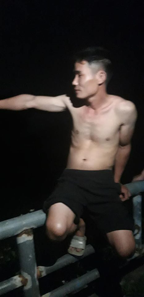 Nam thanh ni&ecirc;n liều m&igrave;nh lao xuống s&ocirc;ng cứu c&ocirc; g&aacute;i tho&aacute;t khỏi miệng h&agrave; b&aacute; - Ảnh 2.