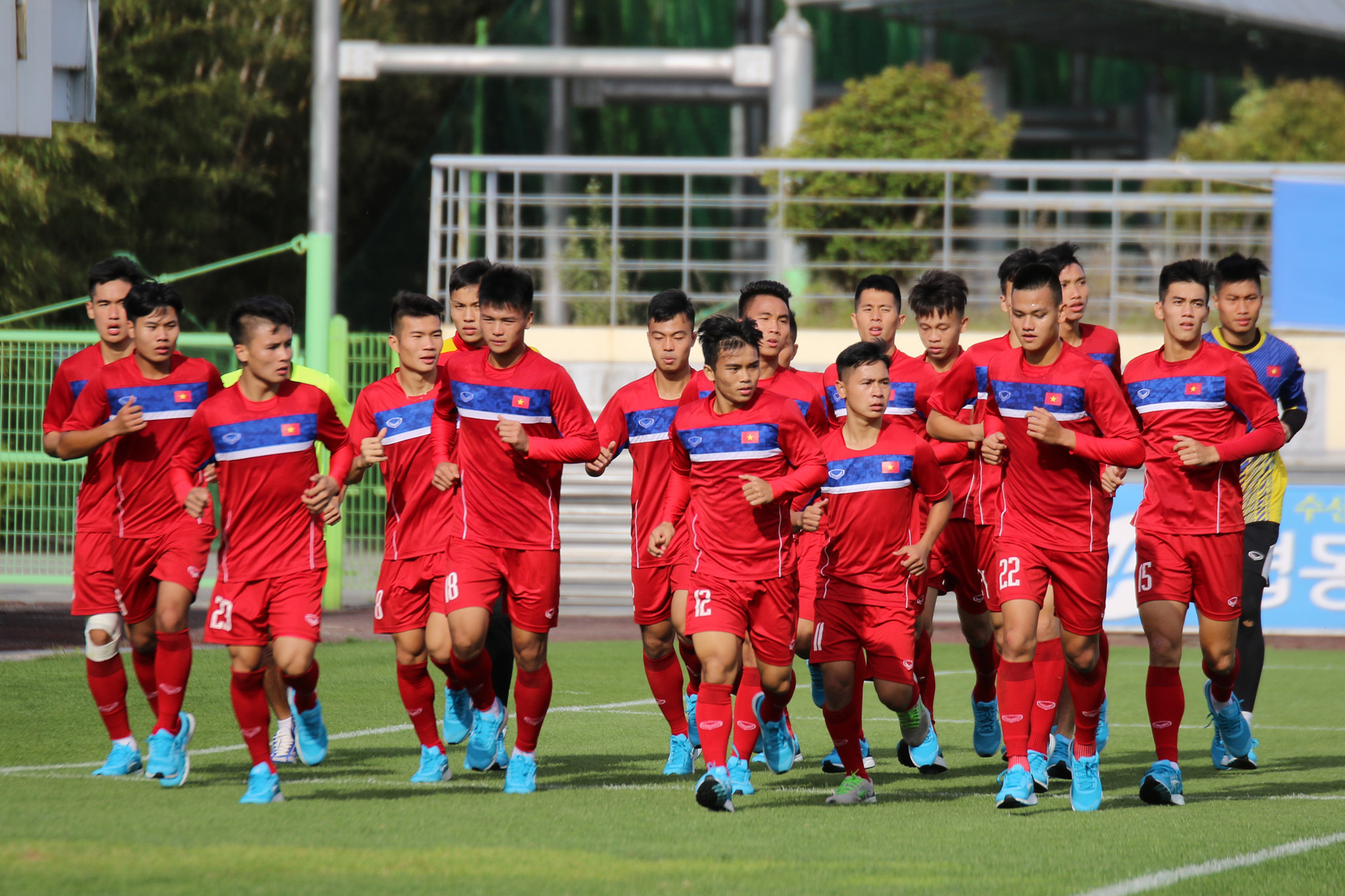 Những người h&ugrave;ng World Cup U19 Việt Nam sau 3 năm: Người đẳng cấp vươn tới ch&acirc;u &Acirc;u, người tr&ocirc;i dạt xuống hạng Nh&igrave; - Ảnh 1.