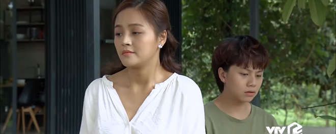 Thấy chị Huệ xách vali về nhà, tomboiloichoi hỏi tội anh rể đầy khiêu chiến ở preview Những Ngày Không Quên tập 25 - Ảnh 6.