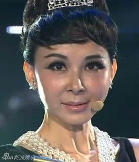 Nữ thần Cbiz hoá thân thành Audrey Hepburn: Angela Baby - Dương Mịch kiêu sa sang chảnh, kéo đến mỹ nhân cuối ai cũng hết hồn - Ảnh 17.