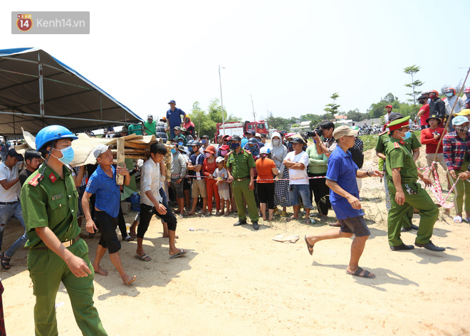 Lời kể đầy ám ảnh của các nạn nhân sống sót trong vụ lật ghe khiến 3 người chết và 2 người mất tích ở Quảng Nam - Ảnh 2.