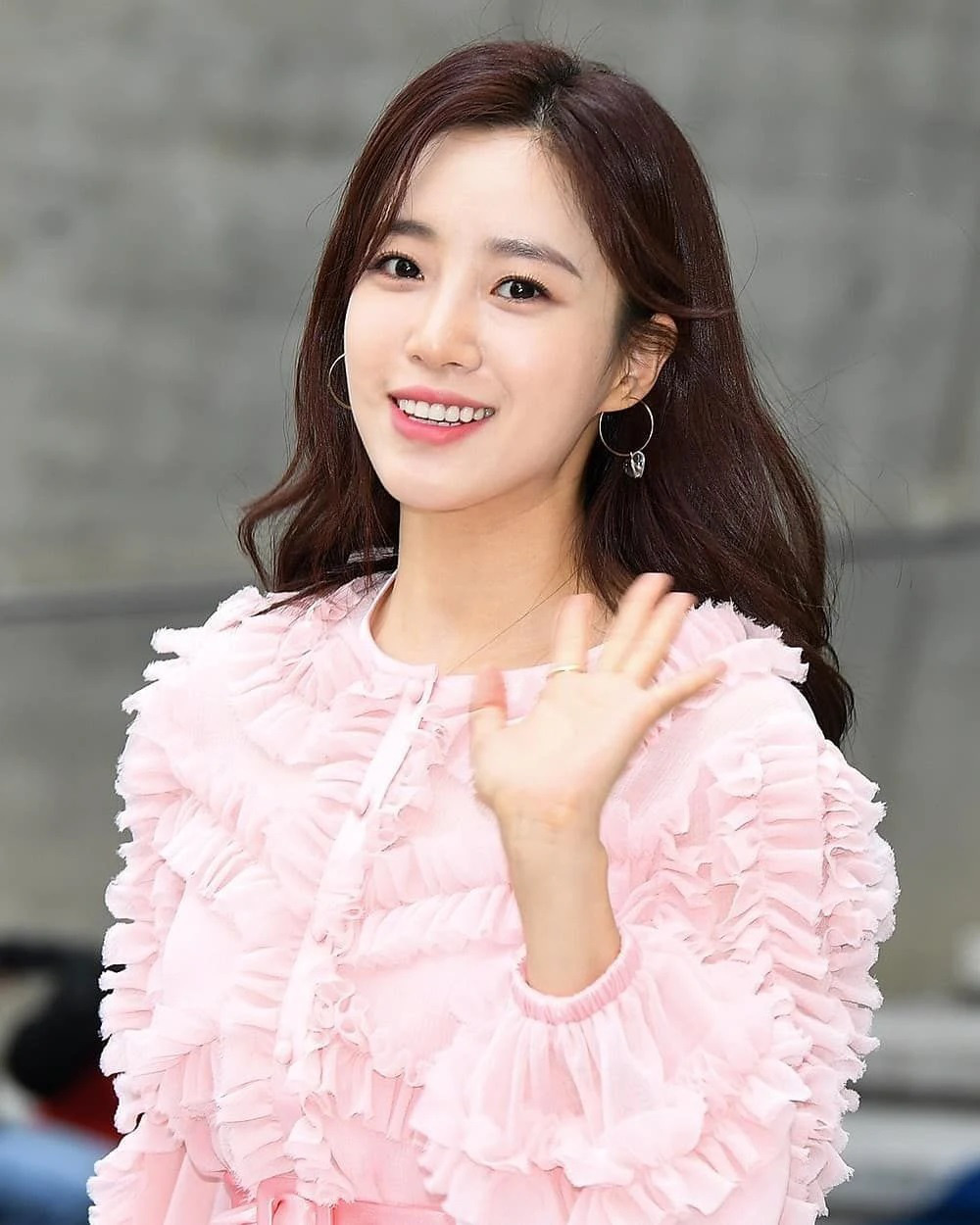 Dàn sao Dream High sau 9 năm: Suzy hốt cả 2 tài tử quyền lực, IU - Kim Soo Hyun đổi đời, khổ nhất là thành viên T-ara - Ảnh 24. Dàn sao Dream High sau 9 năm: Suzy hốt cả 2 tài tử quyền lực, IU - Kim Soo Hyun đổi đời, khổ nhất là thành viên T-ara - Ảnh 24.