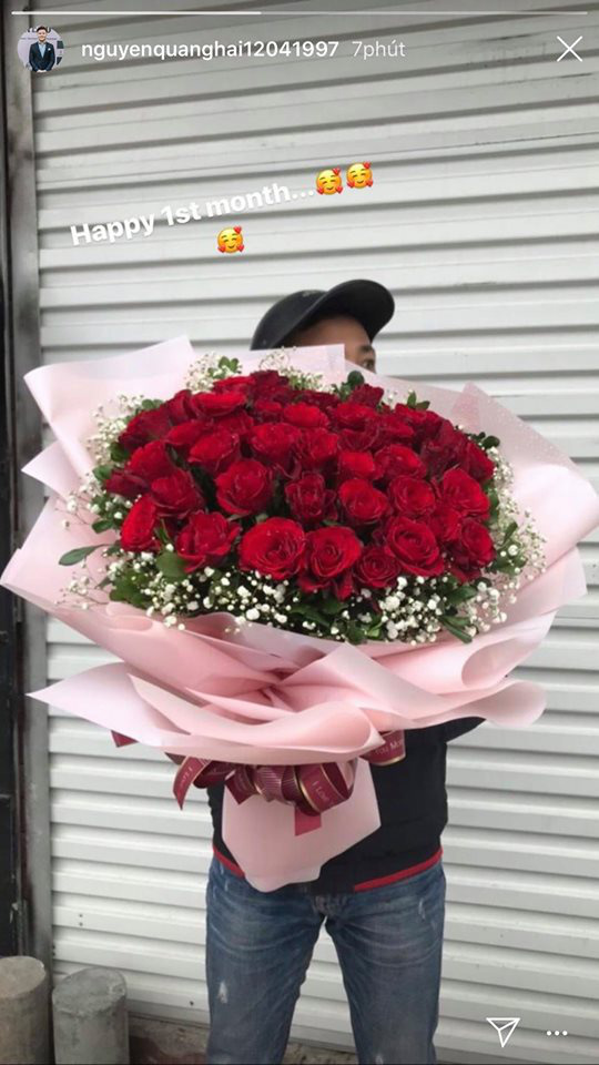 Quang Hải tặng hoa hồng khủng cho Huỳnh Anh kỷ niệm 1 tháng công khai hẹn hò, nhưng hình như có gì sai sai? - Ảnh 2.