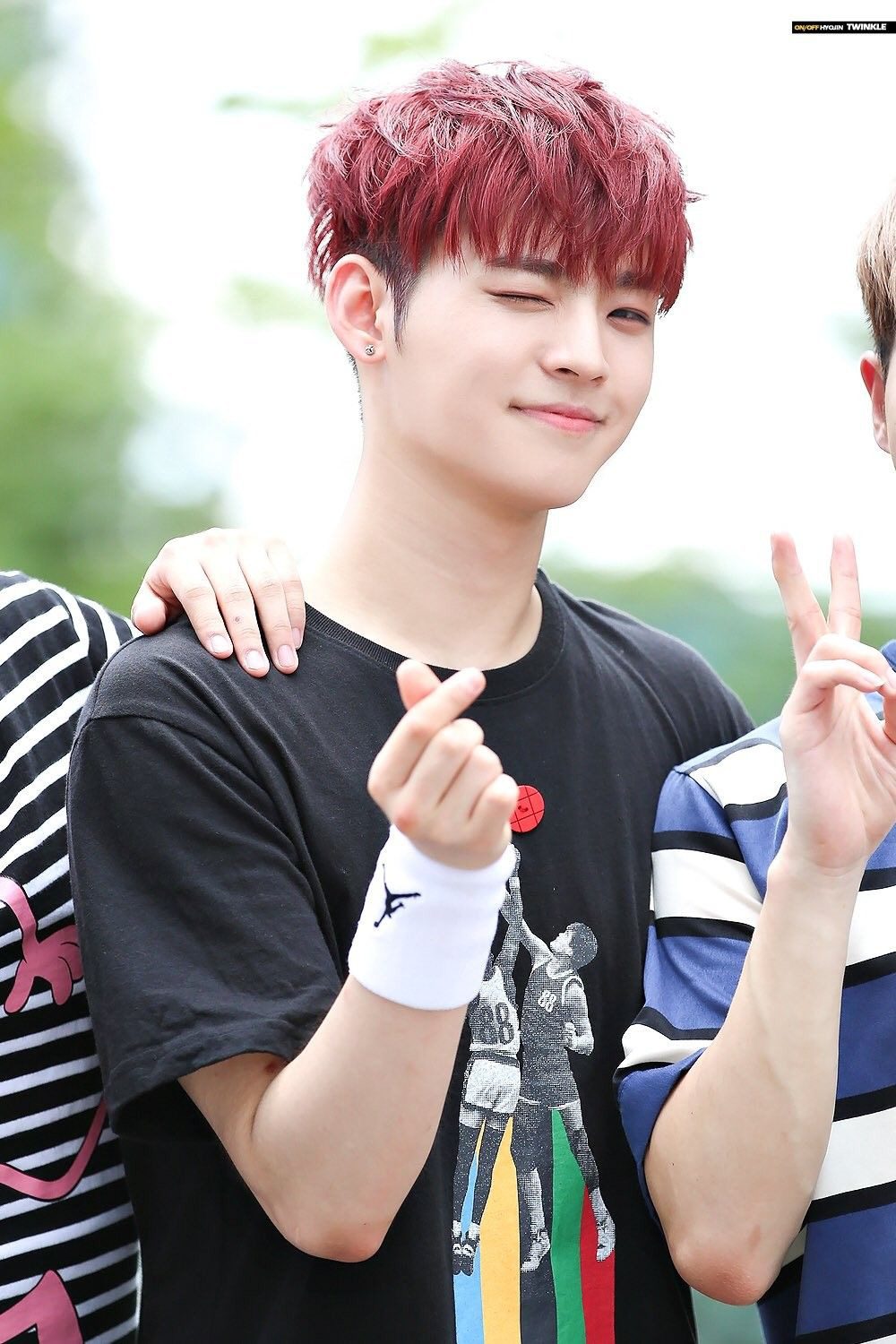 4 Idol group Kpop c&oacute; nhiều hơn 1 leader: Nh&oacute;m từ khi cha sinh mẹ đẻ đ&atilde; c&oacute; 2 thủ lĩnh, nh&oacute;m kh&ocirc;ng c&oacute; leader n&agrave;o lại được fan... auto mặc định  - Ảnh 2.