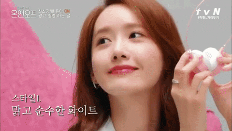 Kh&ocirc;ng hổ danh b&agrave; tổ visual, Yoona khoe nhan sắc sương sương ở hậu trường cũng khiến con d&acirc;n chết ngất - Ảnh 1.