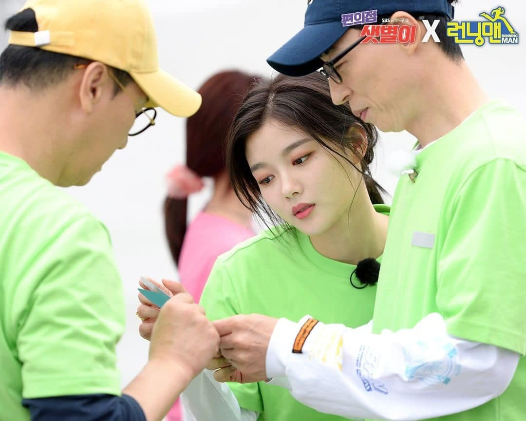 6 năm mới trở lại Running Man, Ji Chang Wook lại được xếp chung đội với bậc thầy phản bội Lee Kwang Soo - Ảnh 5. 6 năm mới trở lại Running Man, Ji Chang Wook lại được xếp chung đội với bậc thầy phản bội Lee Kwang Soo - Ảnh 5.