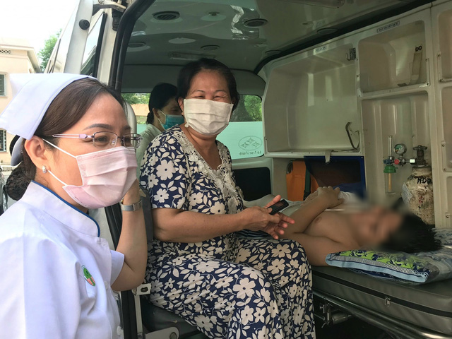 Vụ cây phượng gãy đè học sinh ở TP.HCM: Học sinh cuối cùng ra viện - Ảnh 3.
